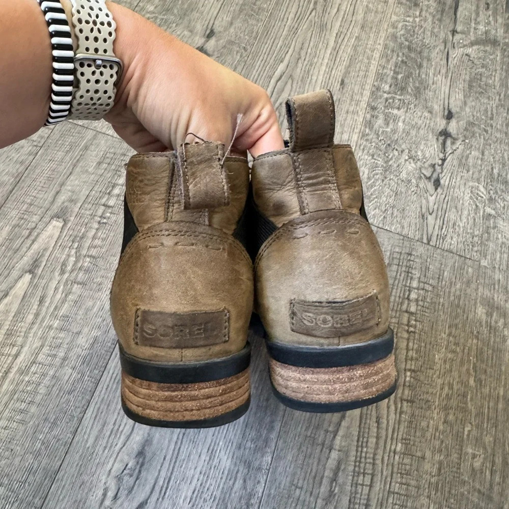 Sorel Women's Emelie Chelsea Boot - Picture 4 of 7